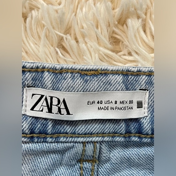 Zara mom fit high rise jeans washed blue zip size 8 straight legs - Picture 4 of 7